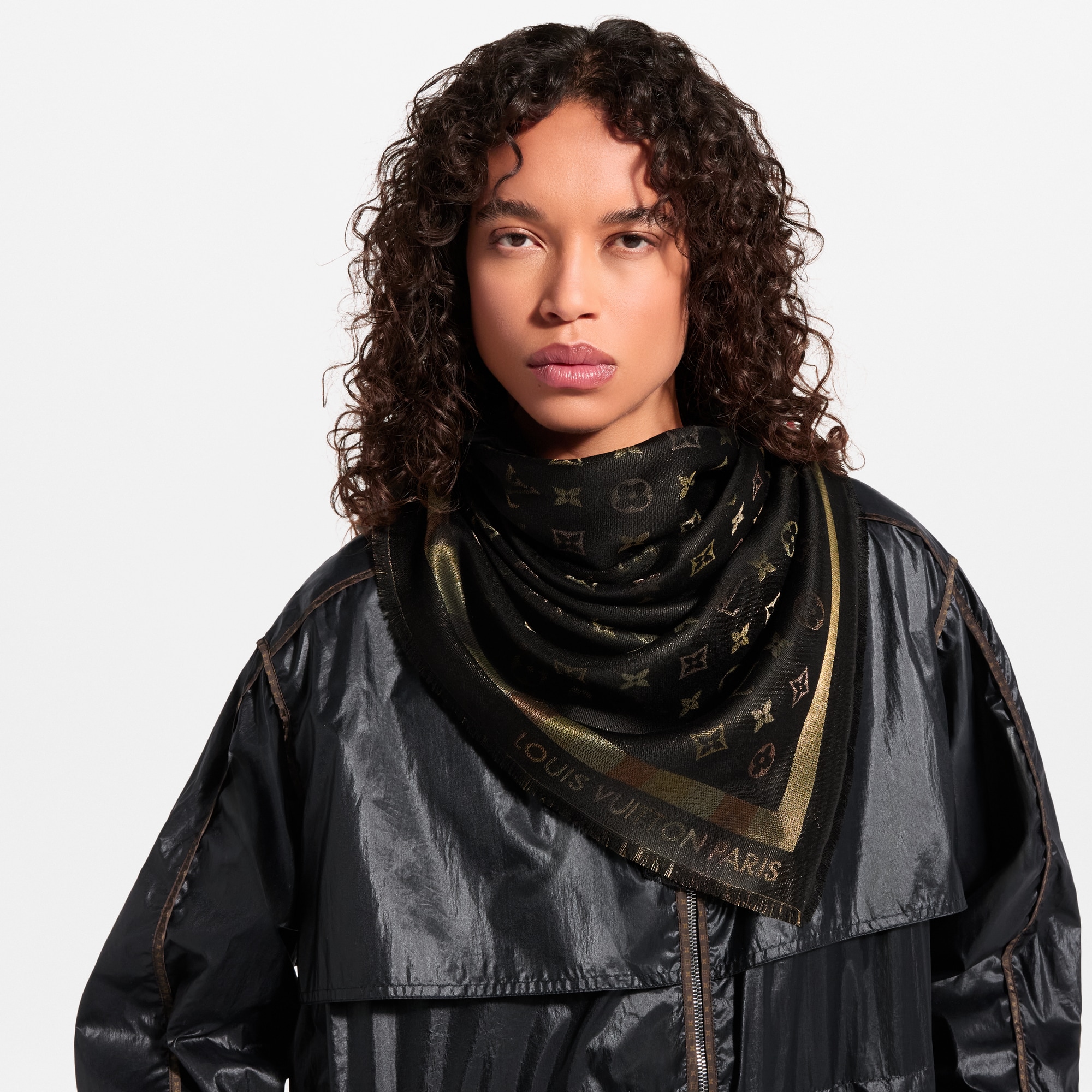 Moonlight Shawl S00 - Accessories M96655 | LOUIS VUITTON